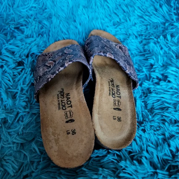 Naot sandals - Picture 5 of 8